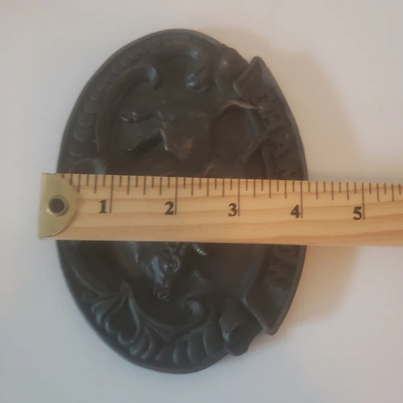 Connie Heidrich Home Interiors set of 2 Rodeo Buckles Wall Plaques. - Picture 9 of 9